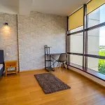 Sunny & Spacious Place With Breathtaking View