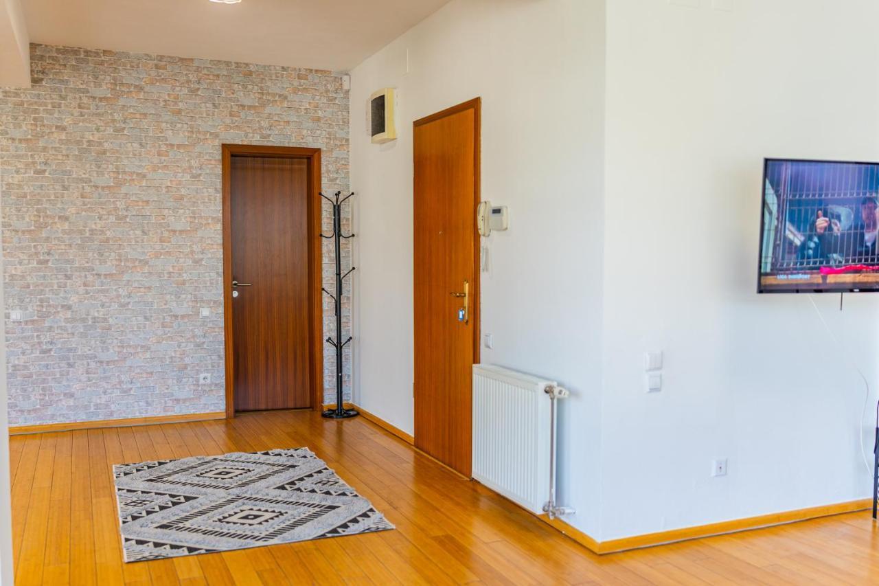 Apartament Sunny & Spacious Place With Breathtaking View